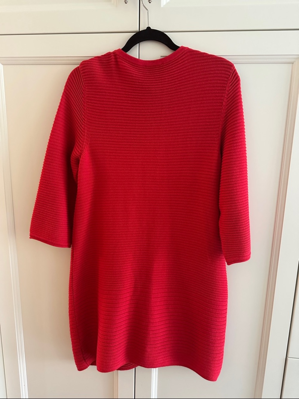 Vibrant Red Ribbed Button-Front Cardigan - Picture 4 of 6